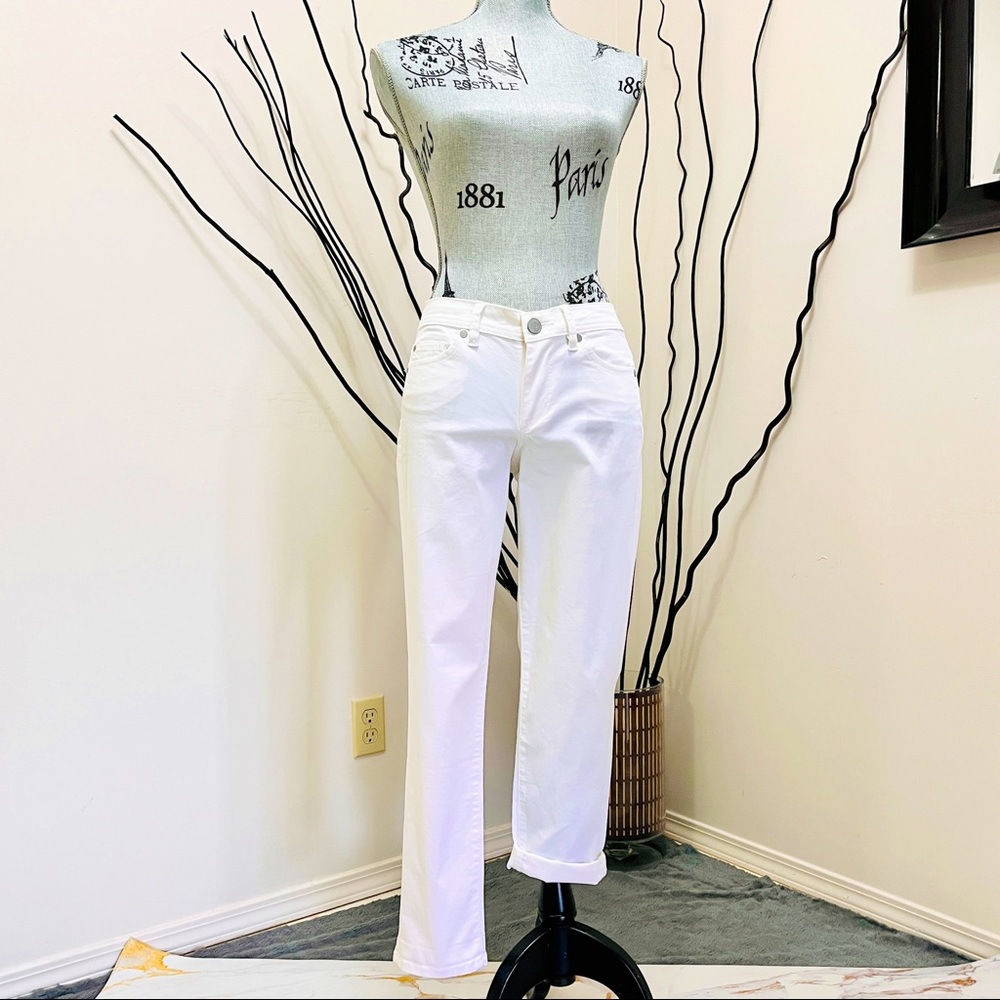 Calvin Klein White Stretchable Ankle Jeans